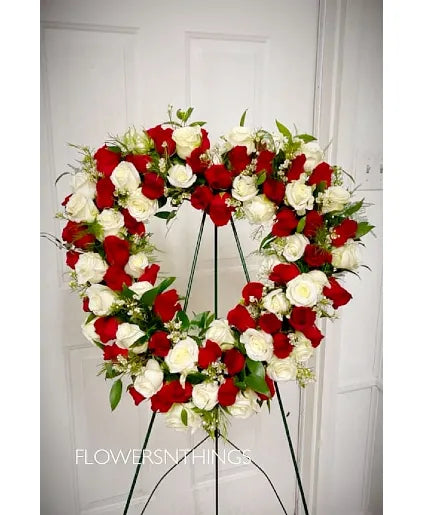 LOVE AND HONOR WREATH HEART